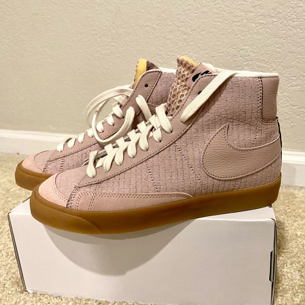 Brand new Nike Blazer - Special Edition